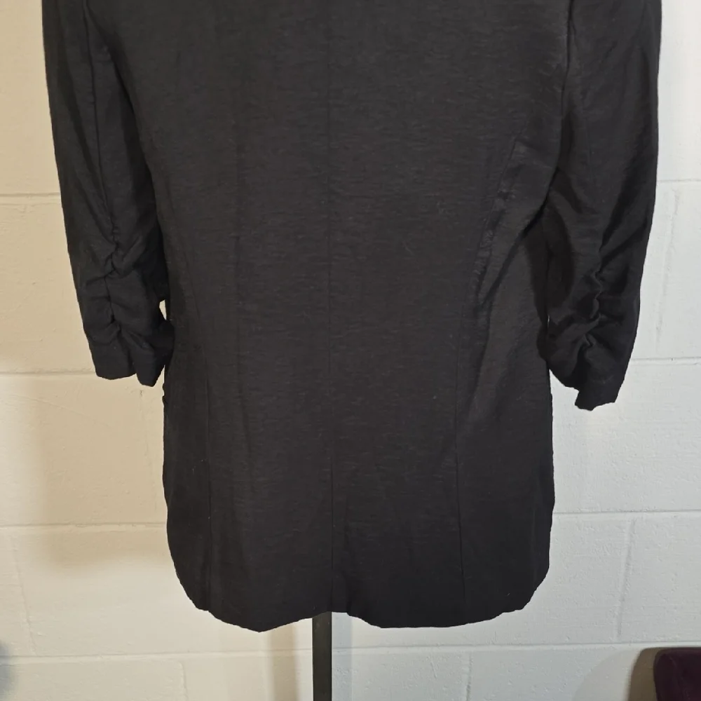 Black Open Front Cardigan - Picture 8 of 9